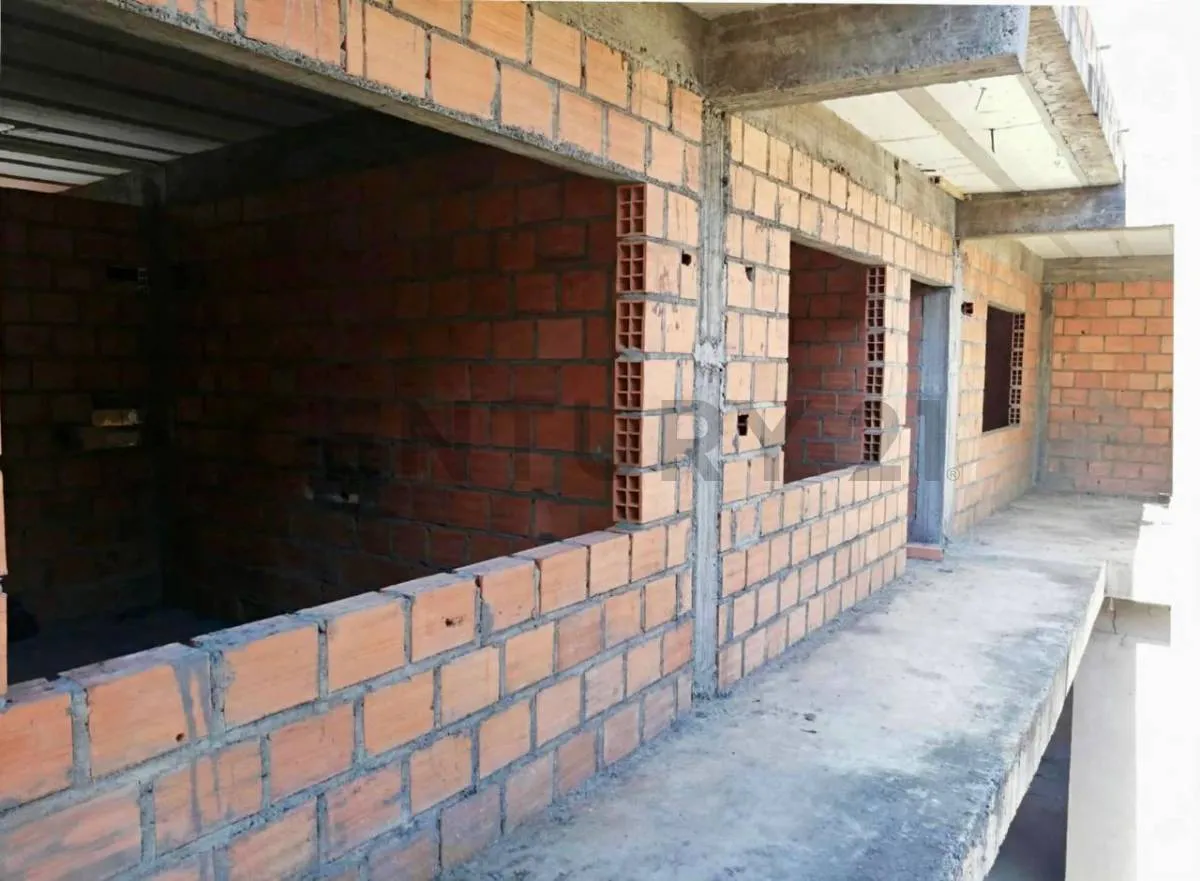 Foto 11 de Terreno con Casa y Gran Potencial de Inversión – a Media Cuadra de La Av. La Paz