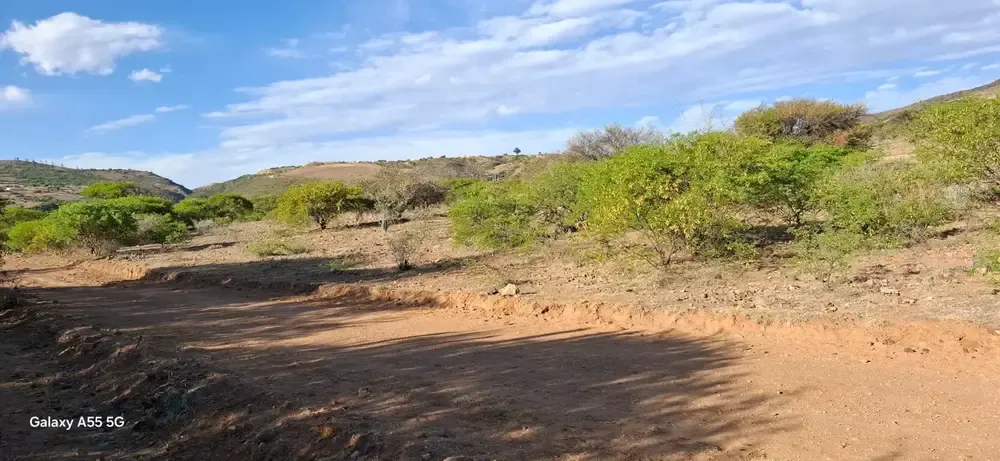 Foto 1 de Terreno de 250m² en Molle Mayu, Yotala, ideal para inversión