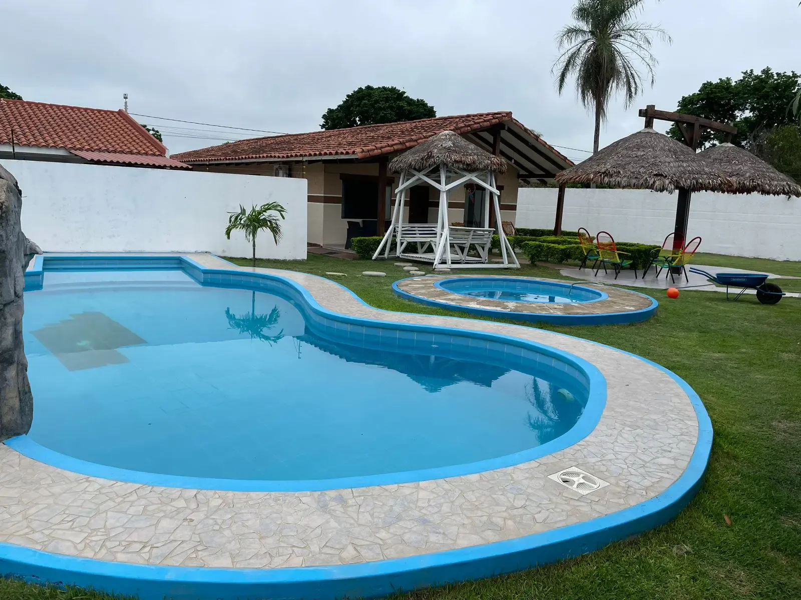 Foto 1 de Hermosa Casa Quinta en Alquiler por Día
