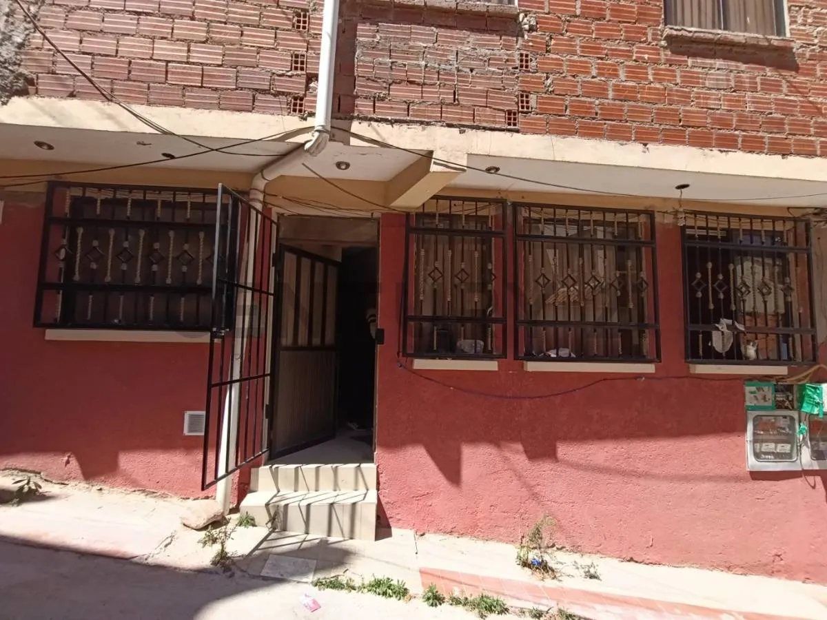 Foto 2 de Departamento en Venta en Planta Baja Cerca a La Facultad de Medicina