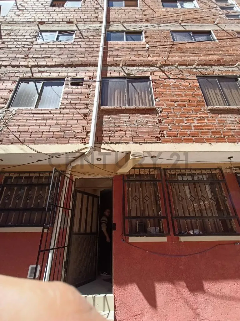 Foto 1 de Departamento en Venta en Planta Baja Cerca a La Facultad de Medicina