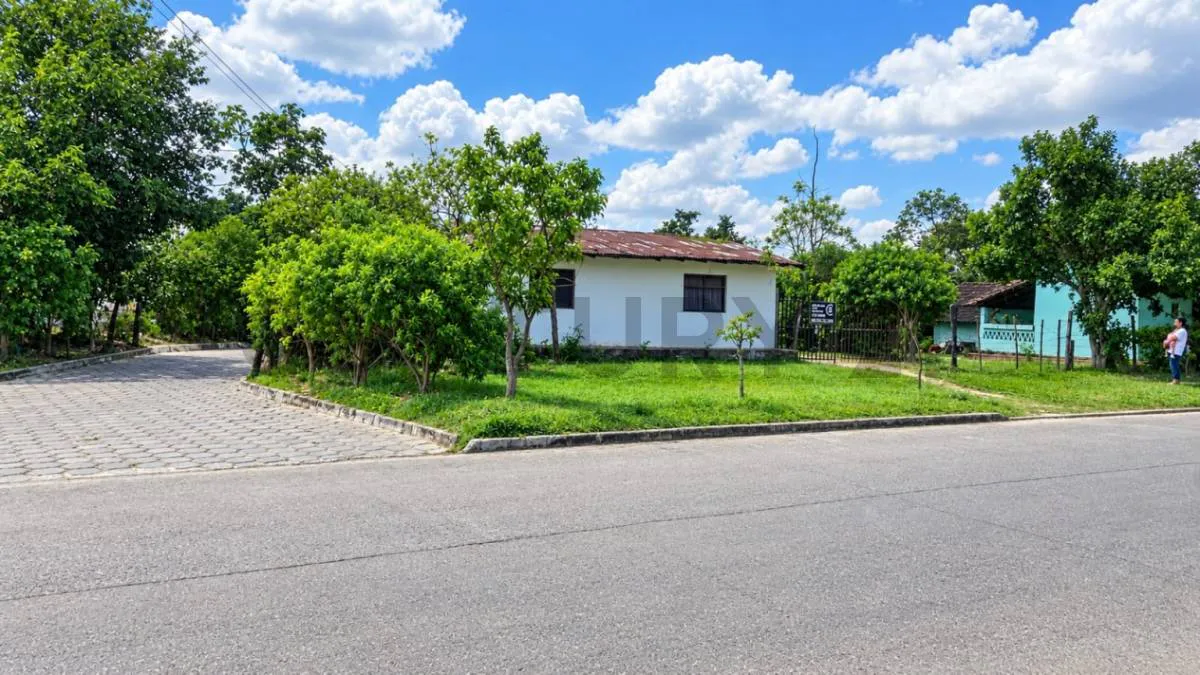 Foto 1 de Terreno en Venta