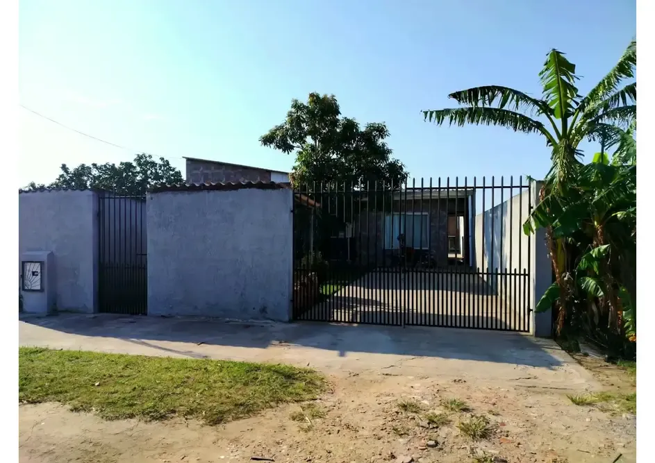 Foto 2 de Casa con dos viviendas en Satélite Norte, Warnes cerca del mercado
