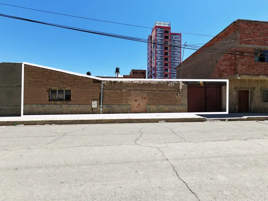 Foto 2 de Lote en Venta – Excelente Ubicación Comercial - Calle Pisagua, entre Av. Santa Bárbara y Arce.