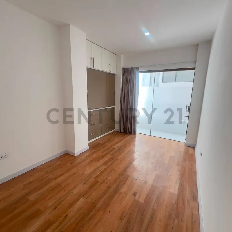 Foto 9 de Departamento en Venta por Debajo del Avaluo T/C 7 Bs