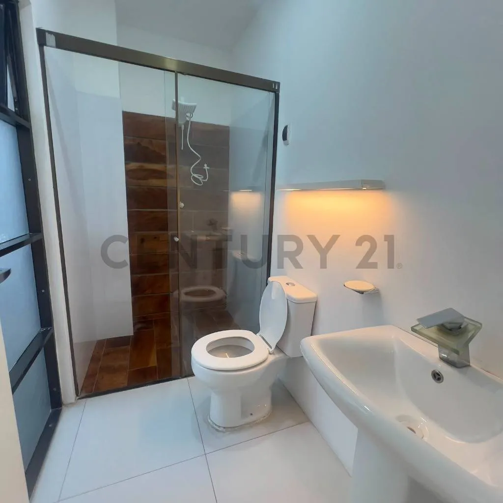 Foto 8 de Departamento en Venta por Debajo del Avaluo T/C 7 Bs