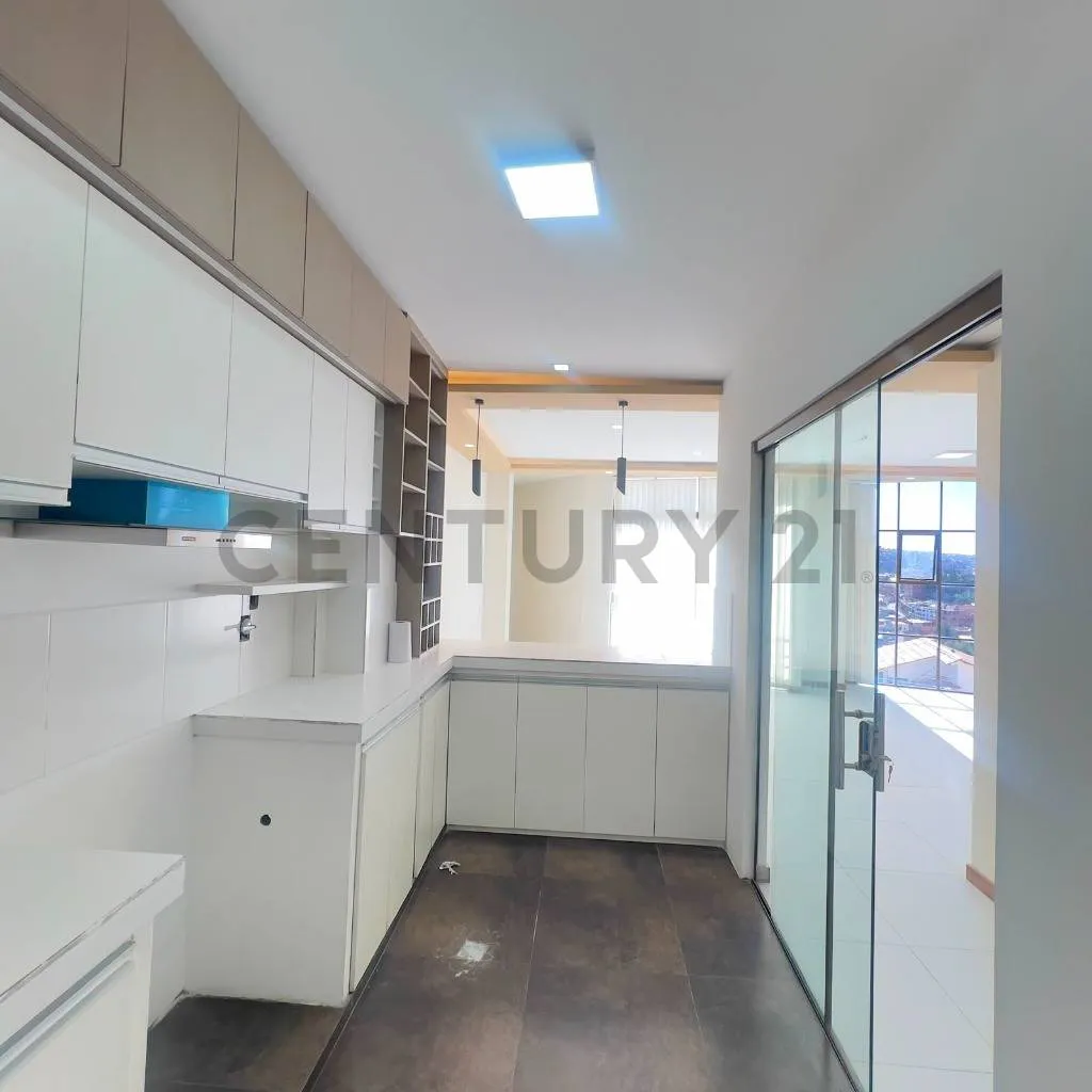 Foto 4 de Departamento en Venta por Debajo del Avaluo T/C 7 Bs