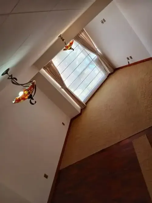 Foto 1 de Departamento en Venta de 3 Dormitorios con Parqueo y Baulera — Achumani