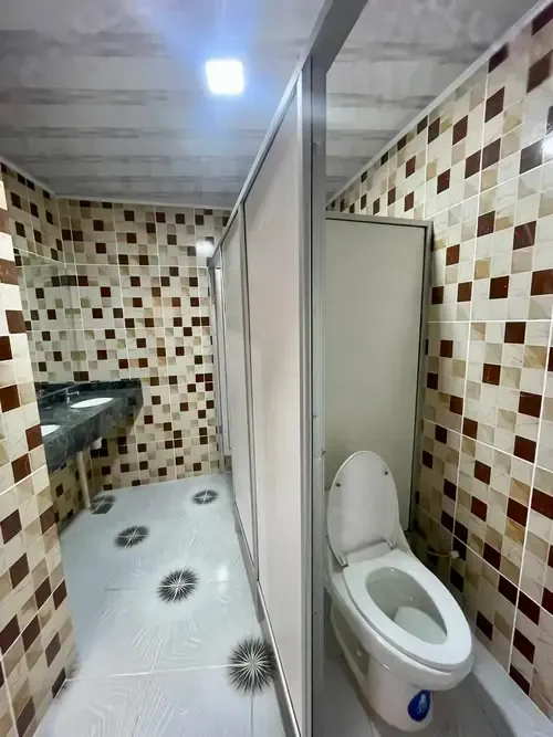 Foto 6 de 🏢 Amplio Ambiente de 200 M² en Alquiler Sobre Av. 6 de Agosto