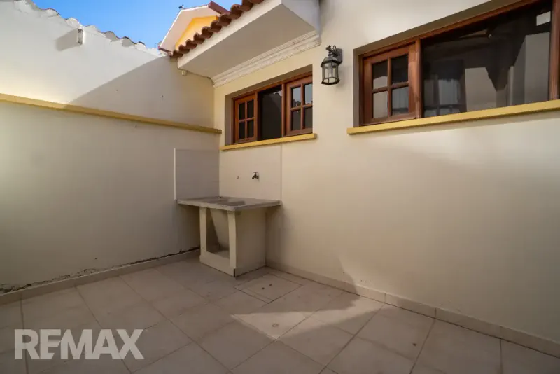 Foto 11 de Exclusiva Residencia en Venta – C/ Jesús Aguayo Zona Cala Cala