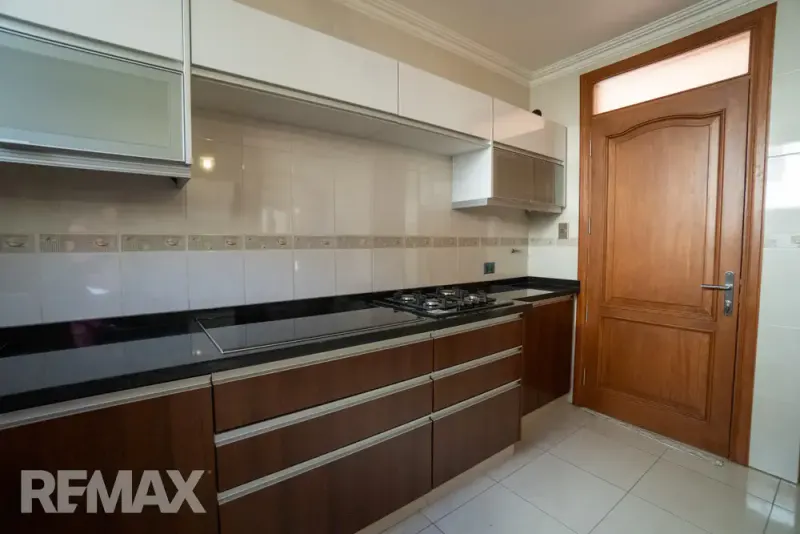 Foto 10 de Exclusiva Residencia en Venta – C/ Jesús Aguayo Zona Cala Cala