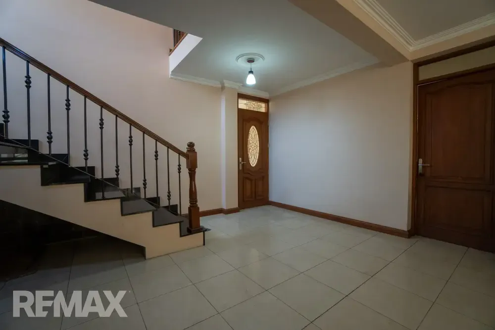 Foto 7 de Exclusiva Residencia en Venta – C/ Jesús Aguayo Zona Cala Cala