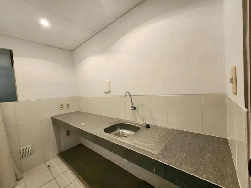 Foto 6 de Oficina en Alquiler | Calacoto – Edificio Vitrubio 2