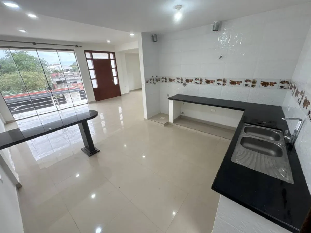 Foto 5 de Casa Doble Via, Zona Sur Km9 Doble Via La Guardia