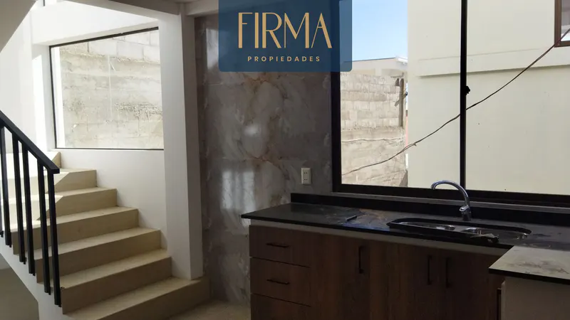 Foto 10 de Compra Esta Casa en Condominio Privado en Los Rosales de Alto Calacoto