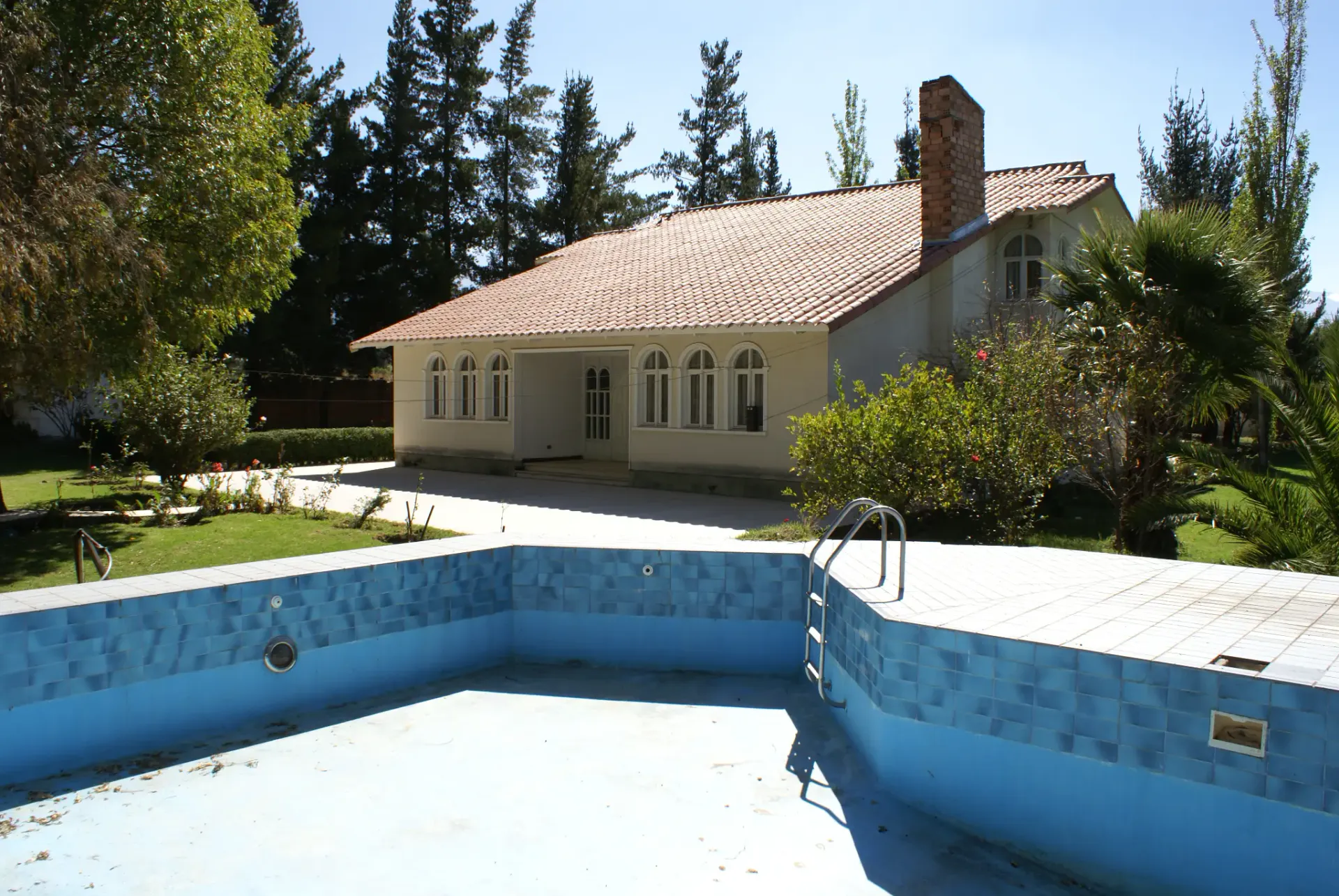 Foto 5 de Dueño Vende Hermosa Casa de Campo en Vinto - Cochabamba
