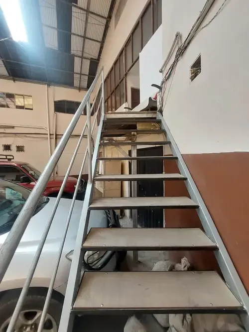 Foto 3 de 🚨 Inmueble Comercial / Oficinas de 330 M² – San Pedro (C. Colombia) 🚨