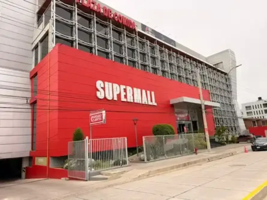 Foto 4 de Local Comercial Supermall en Venta
