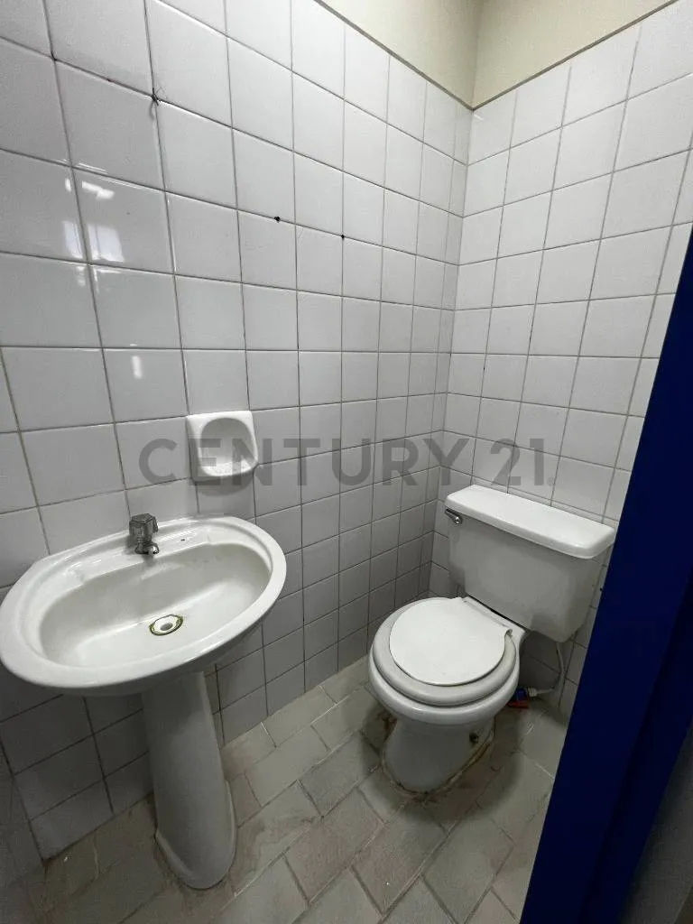 Foto 14 de Oficina en Venta - Edificio Zumar