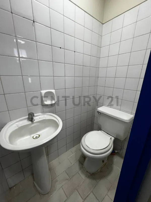 Foto 14 de Oficina en Venta - Edificio Zumar