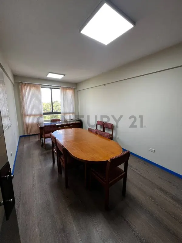 Foto 13 de Oficina en Venta - Edificio Zumar