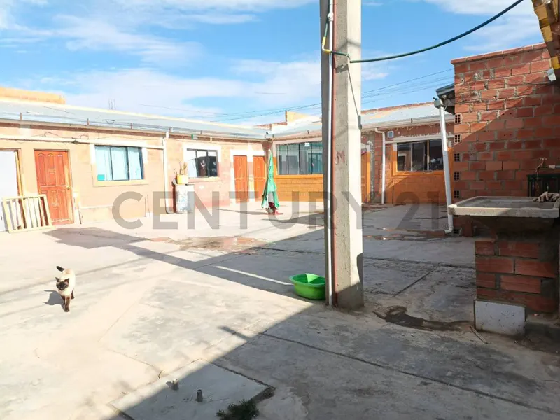 Foto 7 de Casa en esquina a una cuadra de la Av. Achocalla