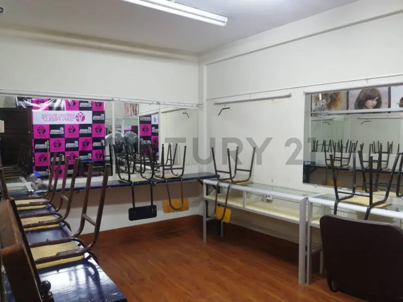 Foto 7 de Complejo de Oficinas en Venta en La Avenida Jorge Carrasco El Alto