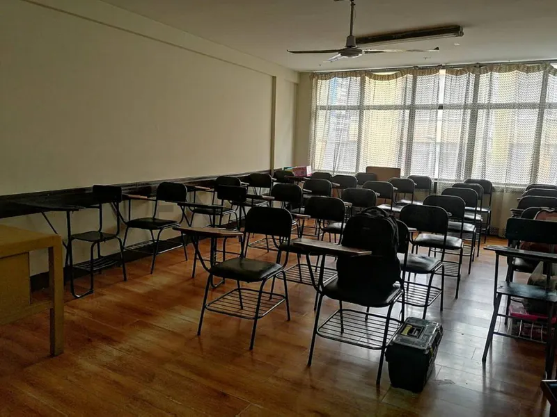 Foto 9 de Complejo de Oficinas en Venta en La Avenida Jorge Carrasco El Alto
