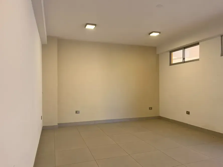 Foto 7 de En Venta - Local Comercial en Condominio ☀️