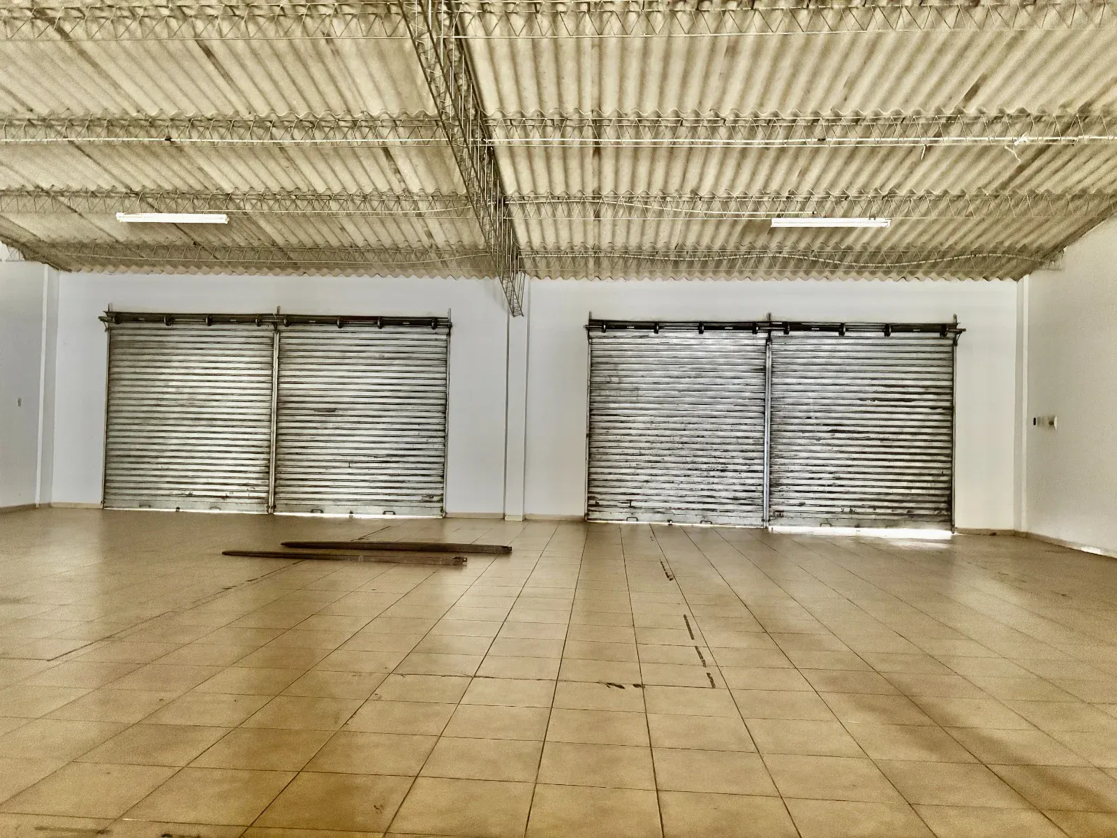 Foto 5 de Locales en Alquiler - Zona Norte Av. Banzer