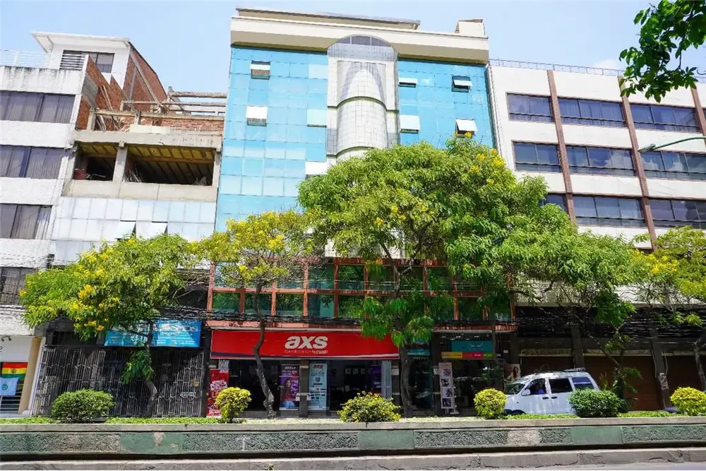 Foto 7 de Oficina de 258.71 M² en Venta - Centro de Cochabamba