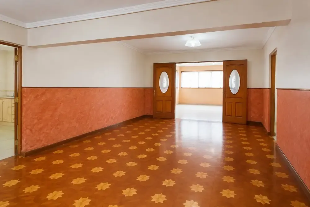 Foto 13 de Oficina de 258.71 M² en Venta - Centro de Cochabamba