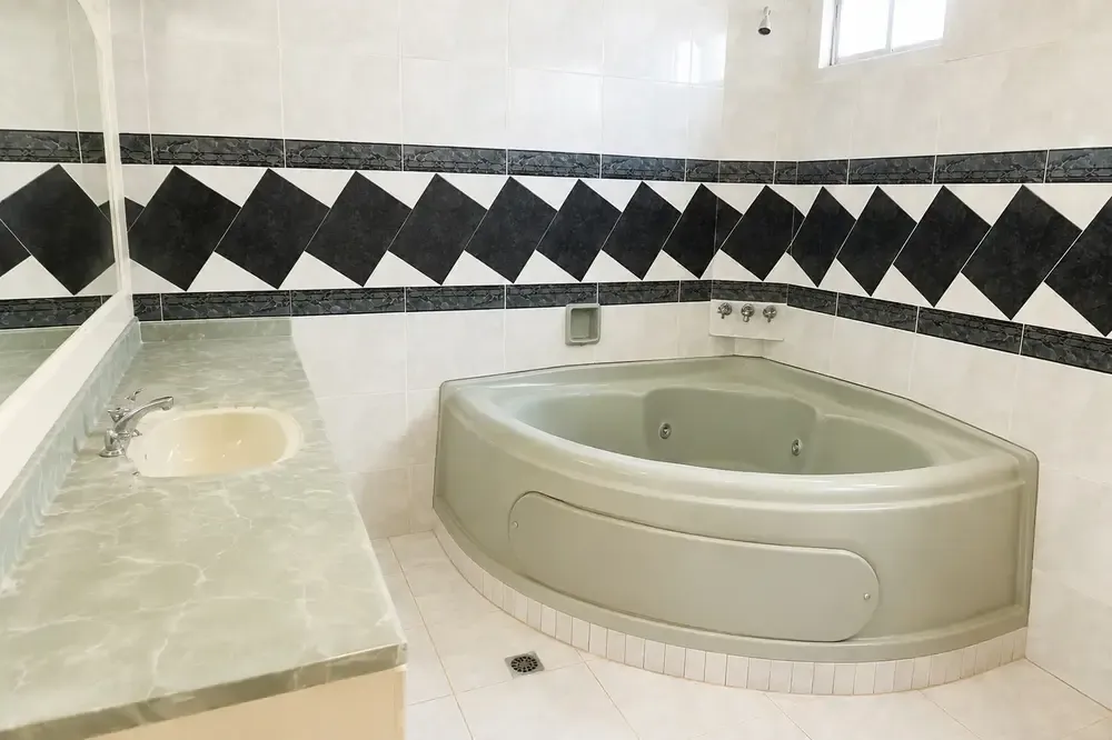 Foto 18 de Oficina de 258.71 M² en Venta - Centro de Cochabamba