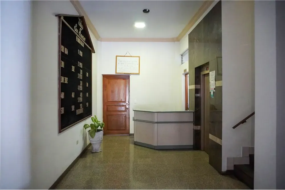 Foto 4 de Oficina de 258.71 M² en Venta - Centro de Cochabamba
