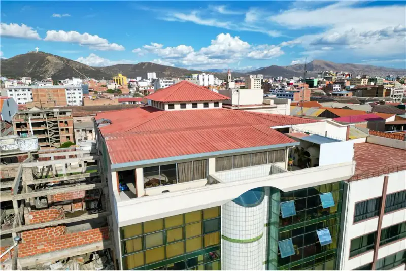 Foto 9 de Oficina de 258.71 M² en Venta - Centro de Cochabamba