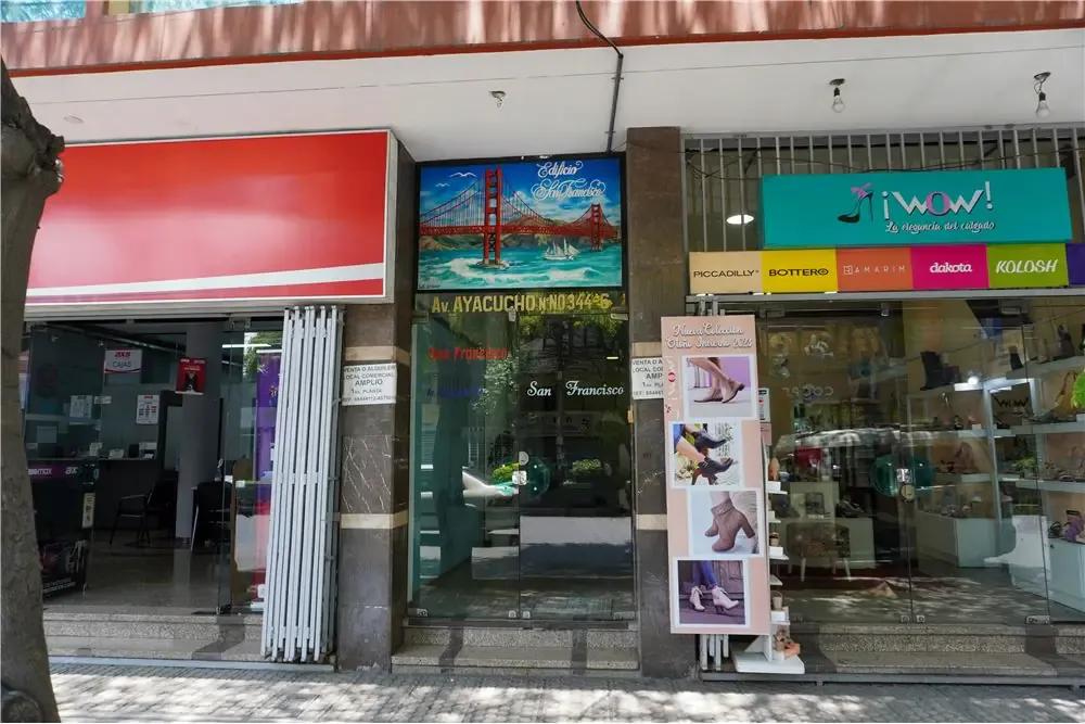 Foto 5 de Oficina de 258.71 M² en Venta - Centro de Cochabamba