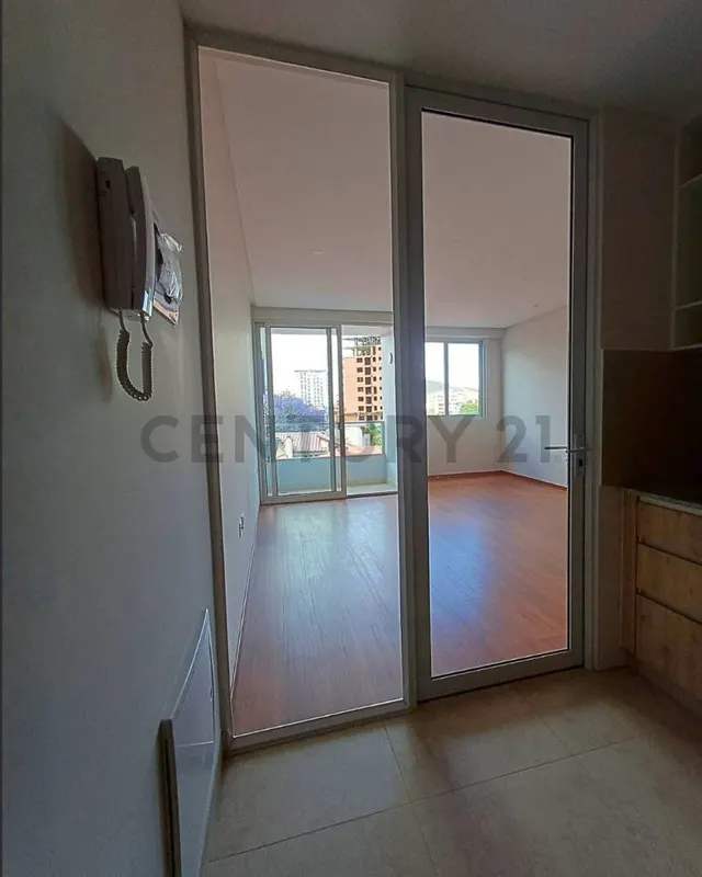 Foto 11 de Garzonier con Parqueo en Venta