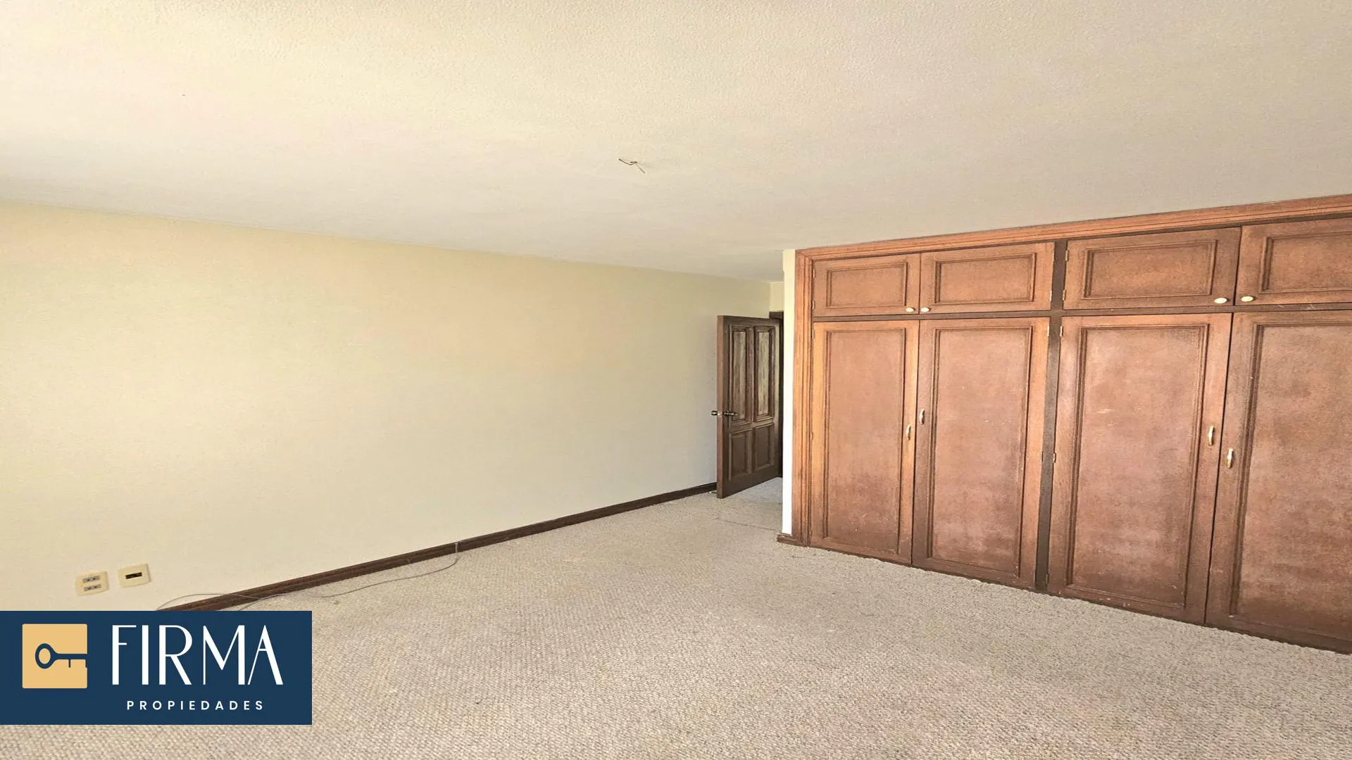 Foto 3 de Compra Este Departamento en Achumani Zona Residencial