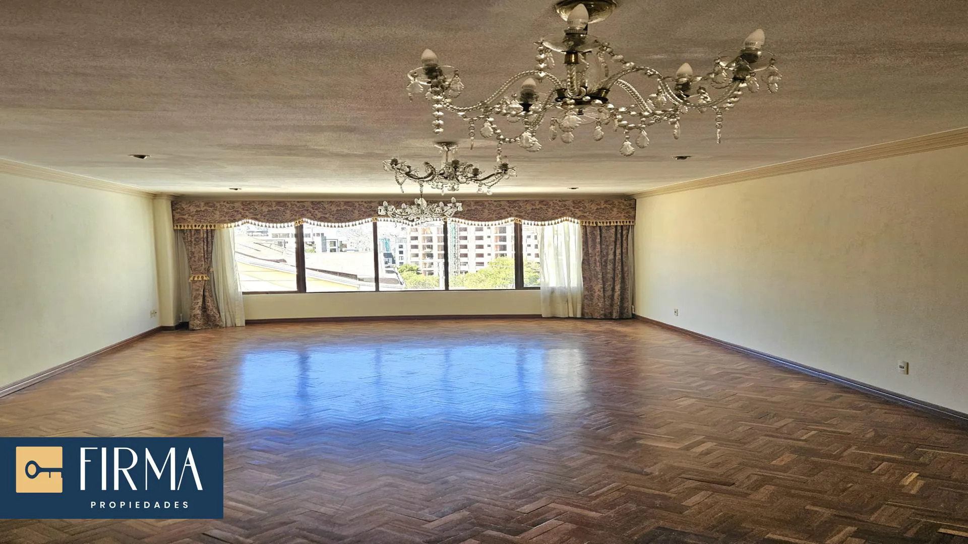 Foto 1 de Compra Este Departamento en Achumani Zona Residencial