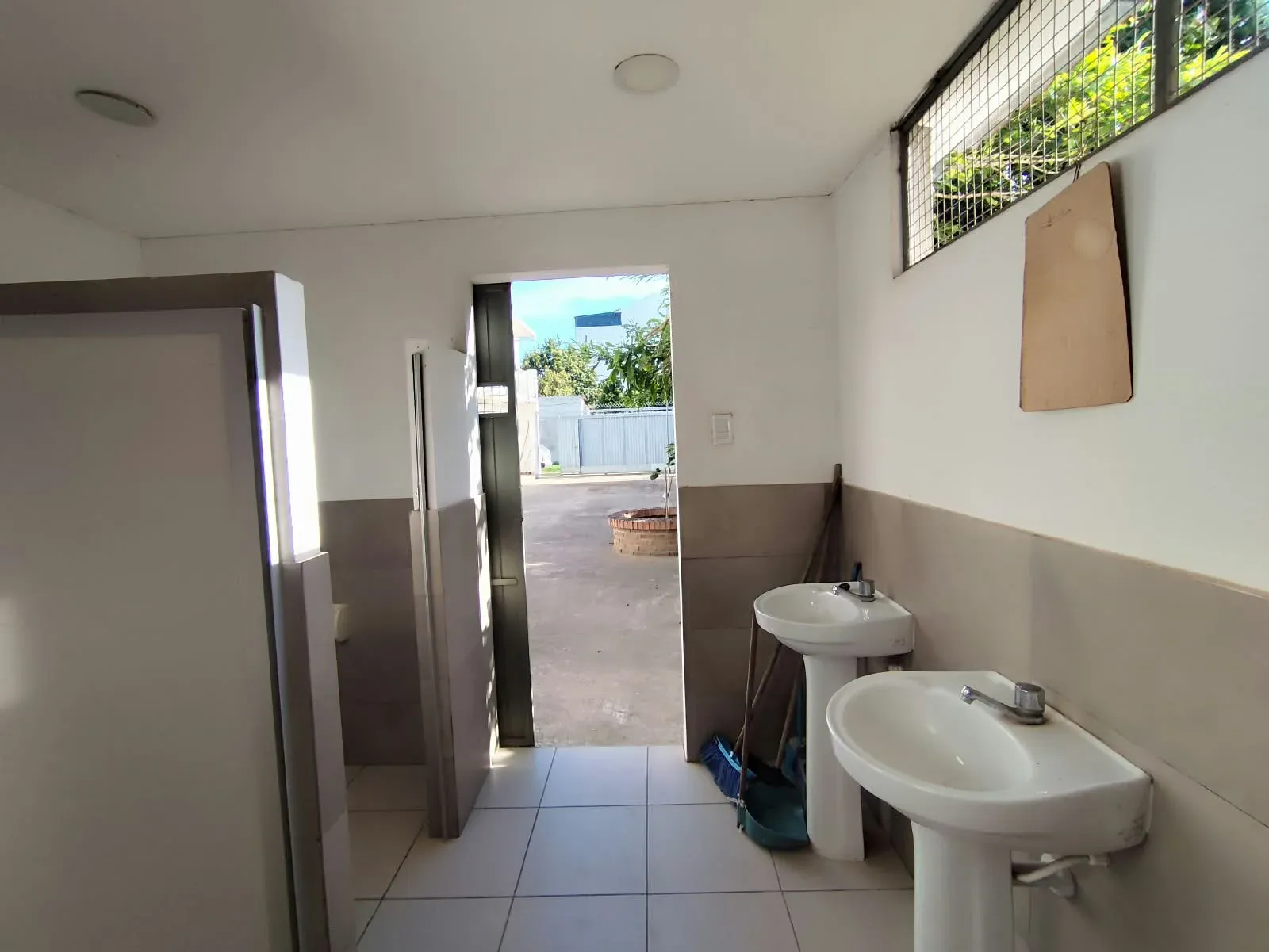 Foto 7 de Locales en Alquiler para Depósito