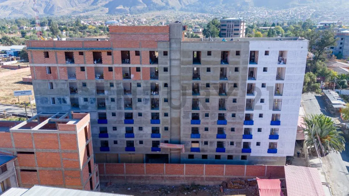 Foto 10 de Monoambiente en venta en zona universitaria de Tiquipaya