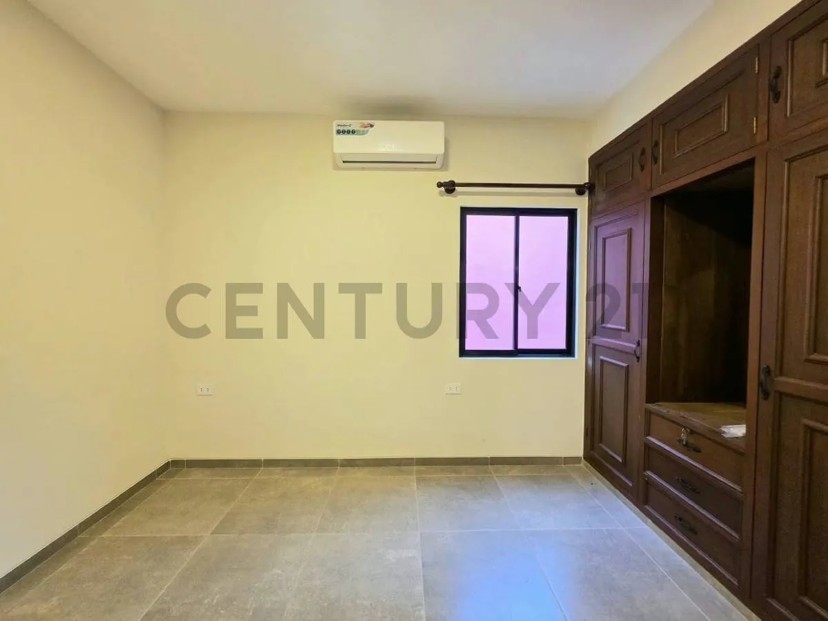 Foto 4 de Casa para Empresa o Vivienda en Alquiler