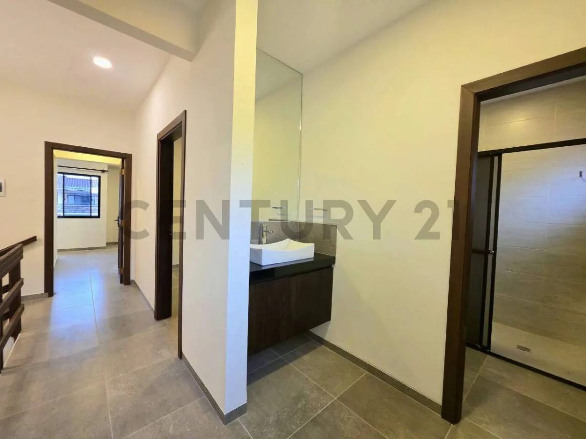 Foto 7 de Casa para Empresa o Vivienda en Alquiler