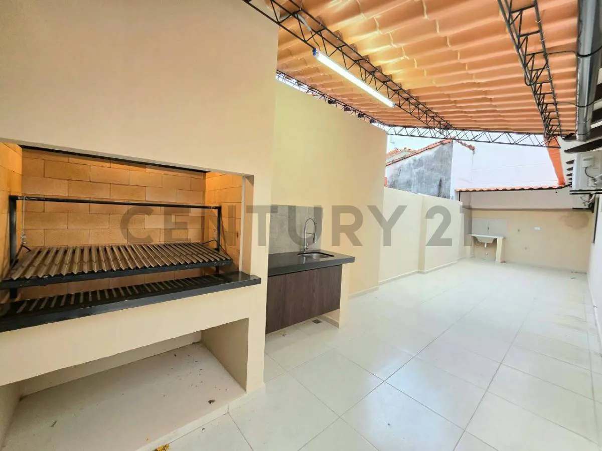 Foto 19 de Casa para Empresa o Vivienda en Alquiler