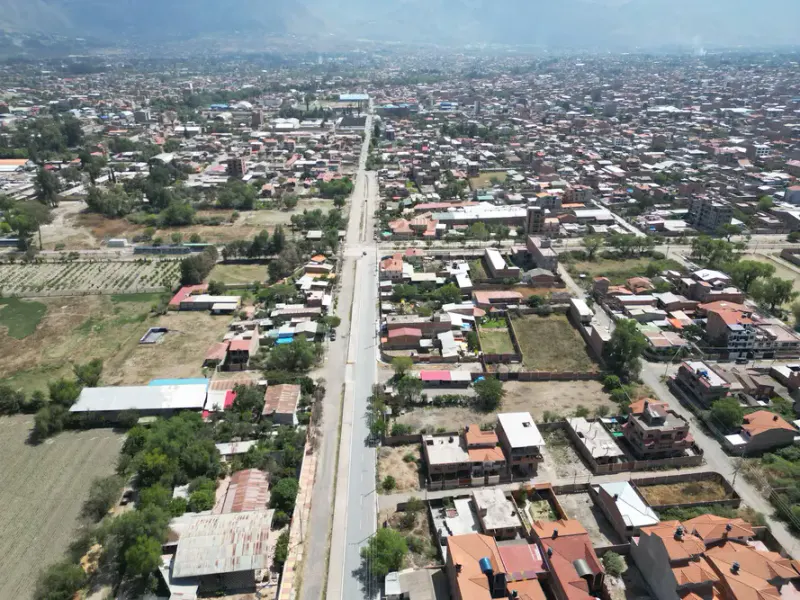 Foto 8 de Lote en Esquina Sobre Avenida – Quillacollo