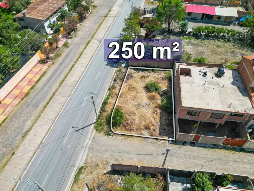Foto 5 de Lote en Esquina Sobre Avenida – Quillacollo