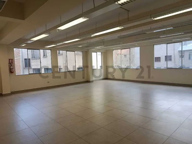 Foto 13 de Oficina en Alquiler | Edificio Dante – Ubicada sobre la Av. Mariscal Santa Cruz