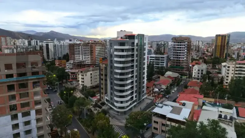 Foto 10 de Torres Emanuel 7 C
