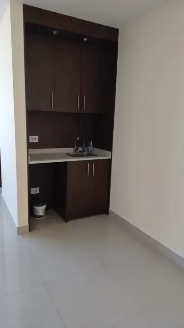 Foto 6 de 🏢✨ ¡El espacio ideal para hacer crecer tu negocio! 🚀