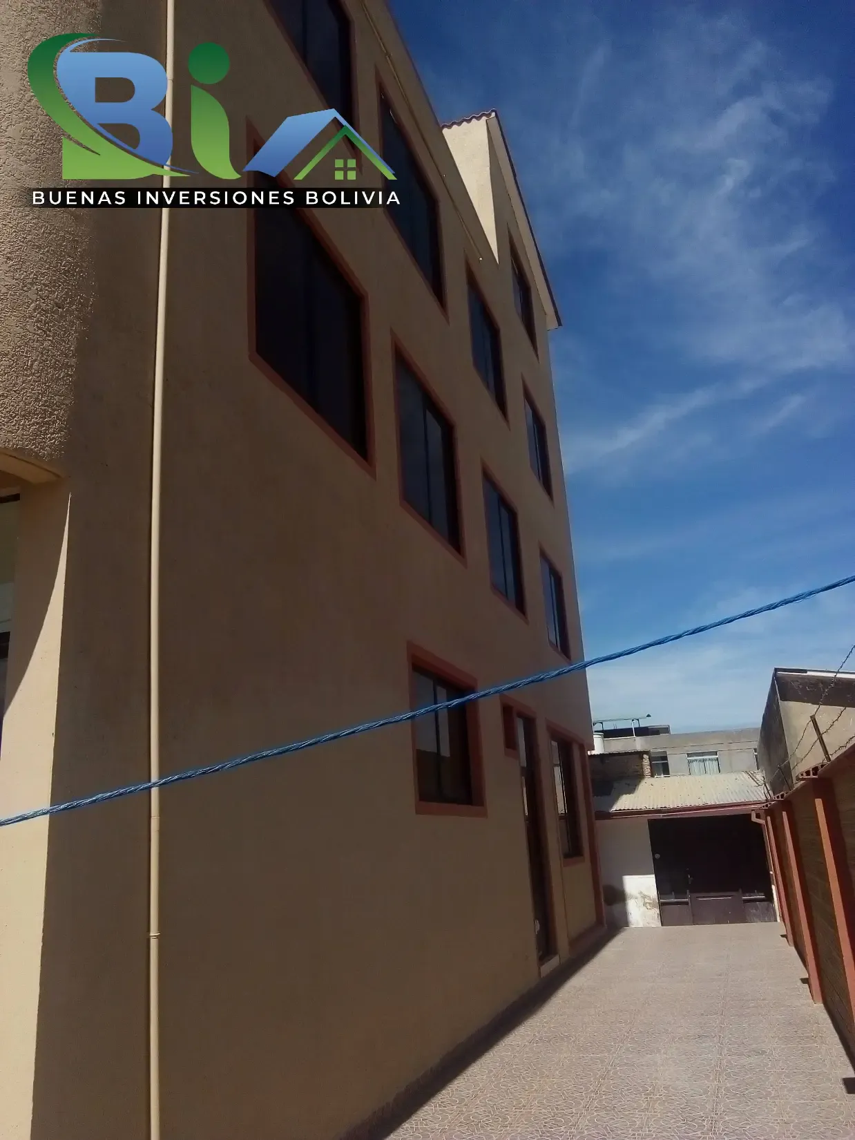 Foto 2 de Edificio Nuevo + Tiendas $Us.228.000.- Prox. Av. Capitan Ustariz Km8